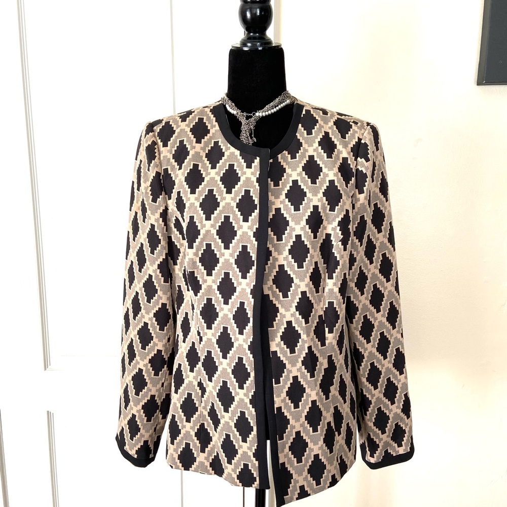 Danillo Women’s Balzer Size 12 Brown & Cream Colors